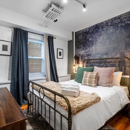 Apartamento Modern Century Loft At The Pillars Cleveland Exterior foto