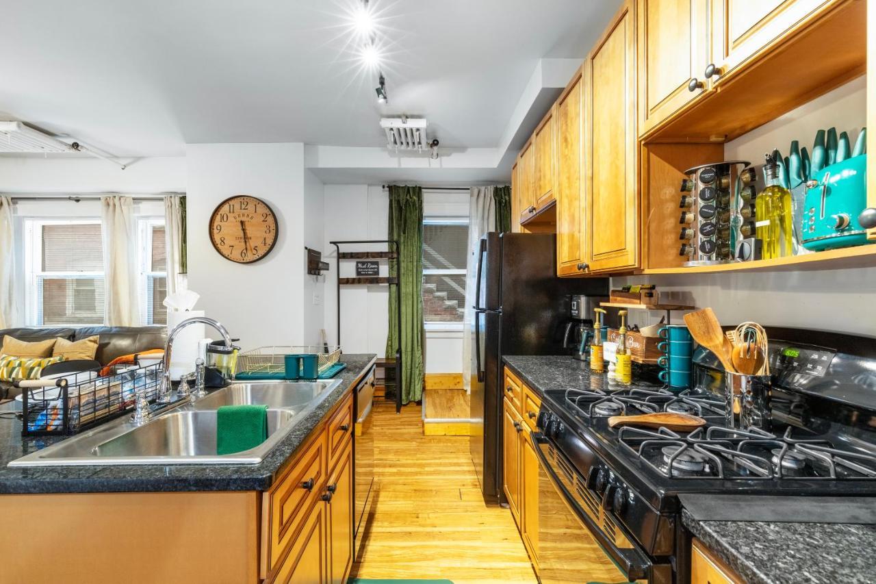 Apartment Modern Century Loft At The Pillars